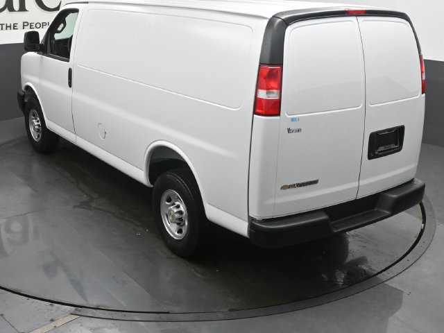 New 2027 Chevrolet Express 2500 w/ Driver Convenience Package RWD image 20