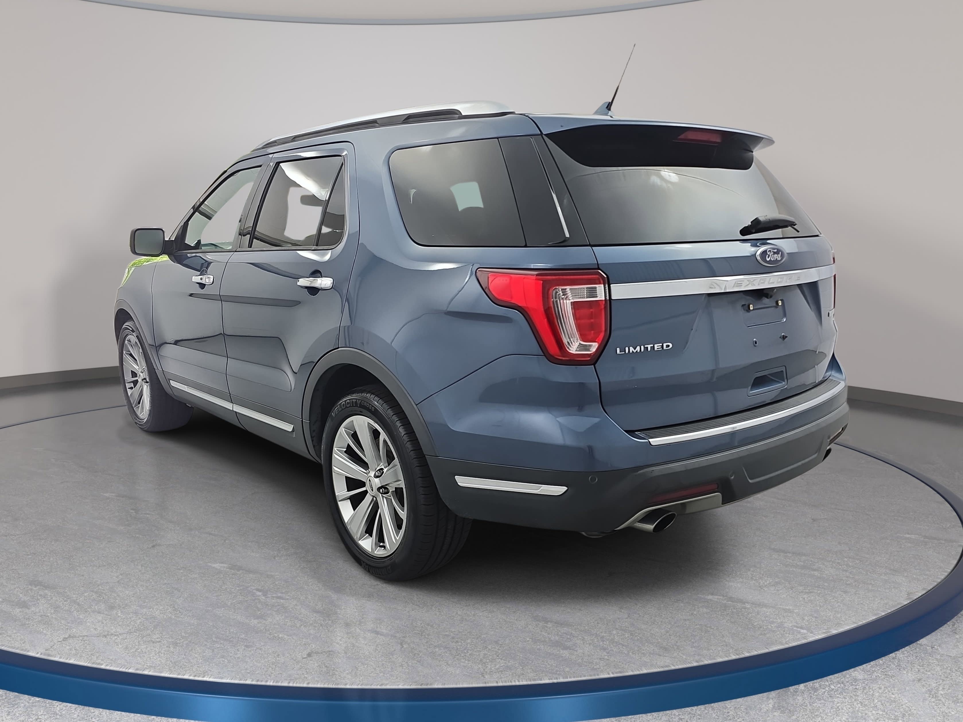 Used 2019 Ford Explorer Limited FWD image 7