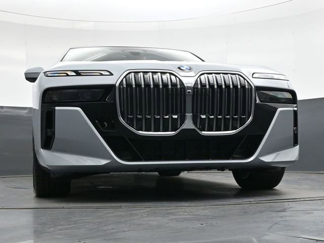 New 2026 BMW 740i xDrive image 37