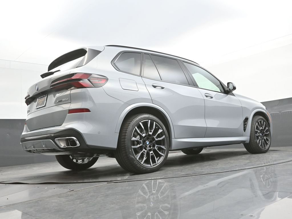 New 2026 BMW X5 xDrive50e AWD/4WD image 52