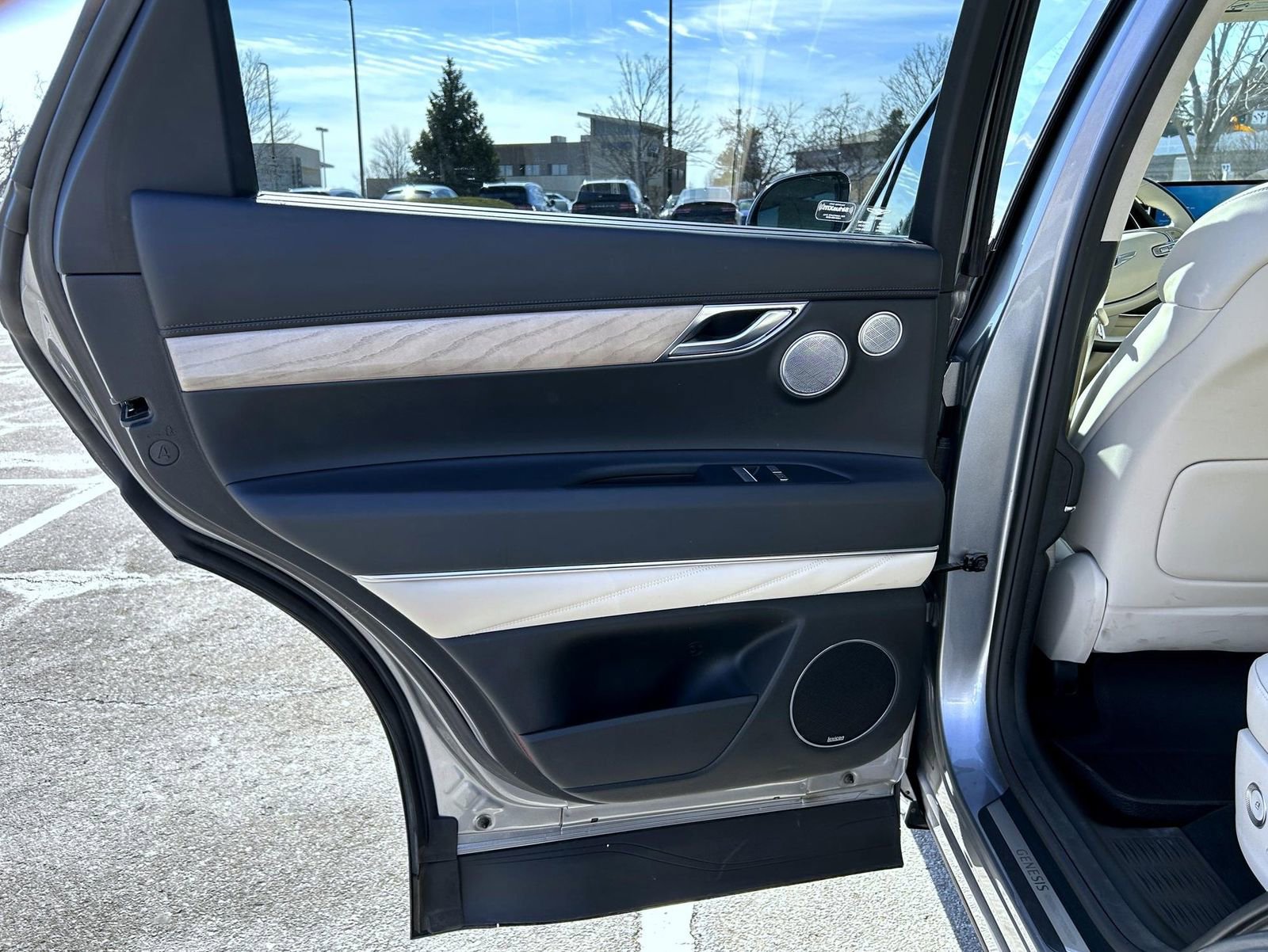 Used 2023 Genesis GV80 3.5T image 20