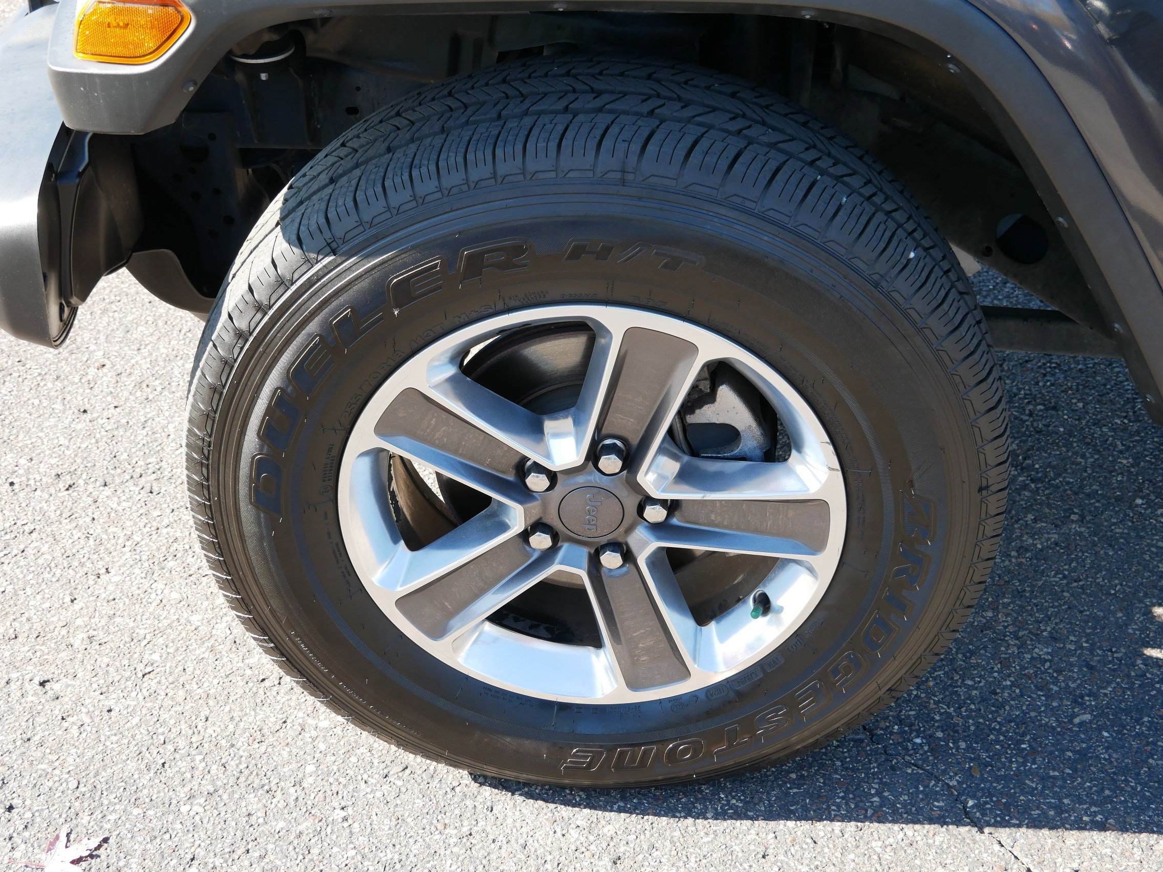 Used 2021 Jeep Wrangler Unlimited Sahara image 16