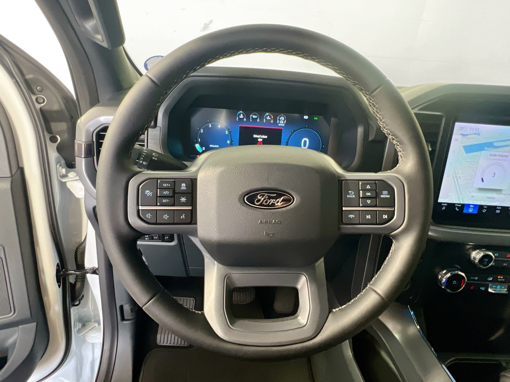 Used 2025 Ford F150 XLT w/ Equipment Group 302A MID image 17