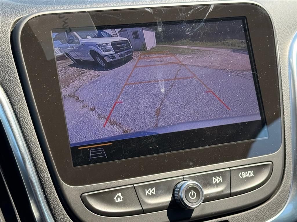 Used 2021 Chevrolet Equinox LT FWD image 25