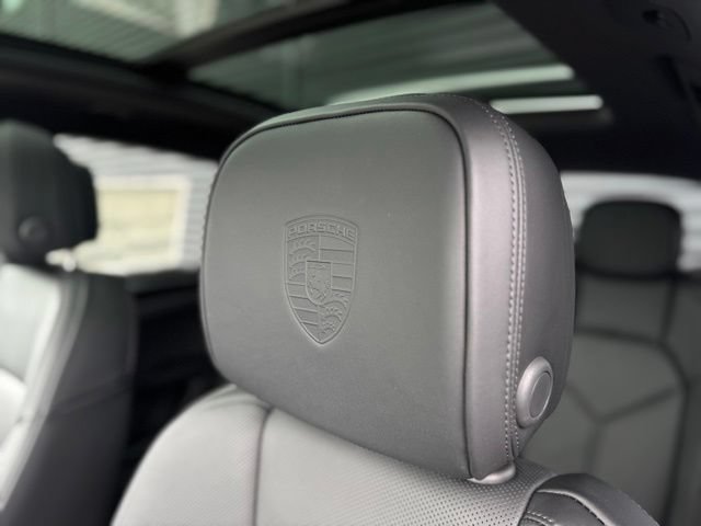 New 2026 Porsche Macan AWD/4WD image 12
