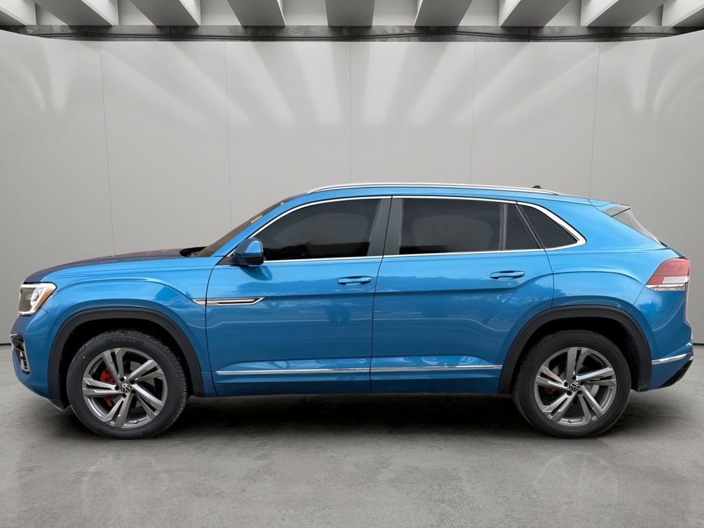 Used 2024 Volkswagen Atlas Cross Sport SEL R-Line image 3
