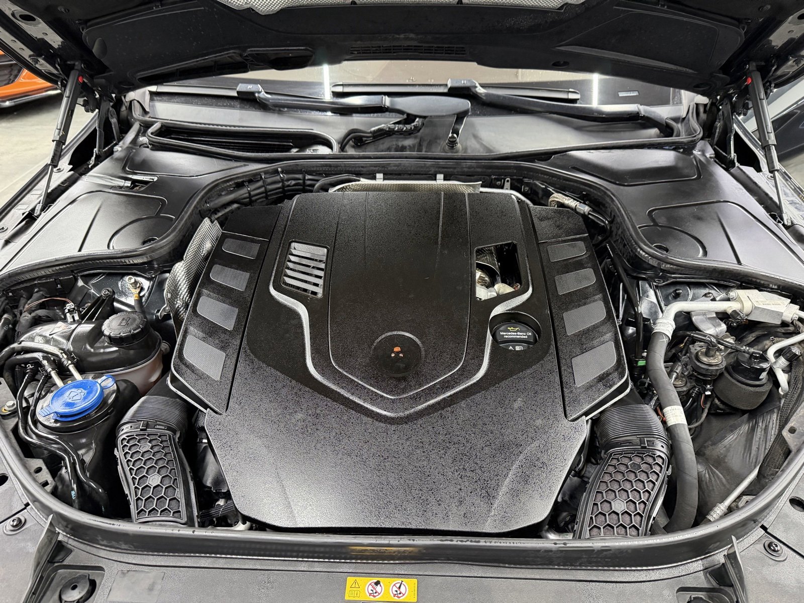 Used 2019 Mercedes-Benz S 560 4MATIC Sedan w/ AMG Line Exterior image 26