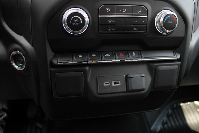 Used 2023 GMC Sierra 1500 Pro w/ Pro Value Package AWD/4WD image 13