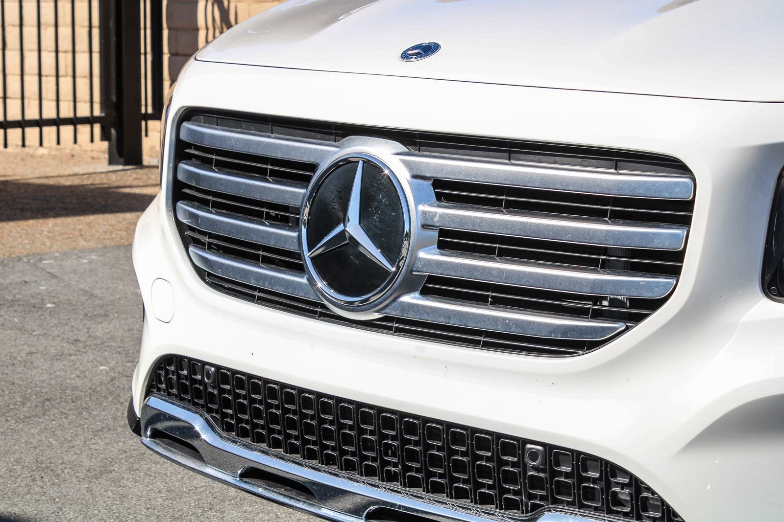 Certified 2025 Mercedes-Benz GLB 250 image 6