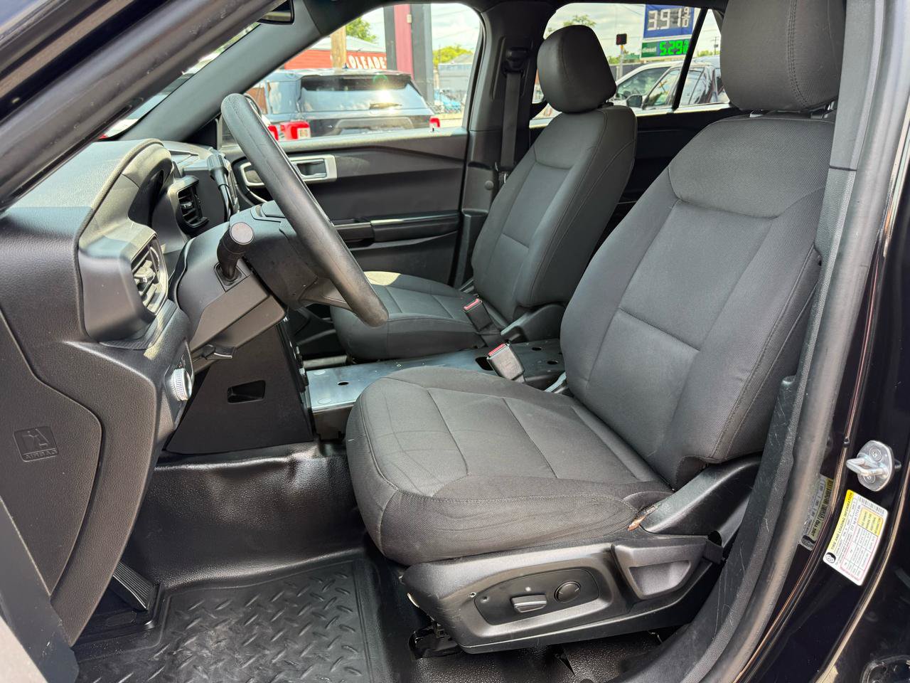 Used 2022 Ford Explorer 4WD Police Interceptor image 3