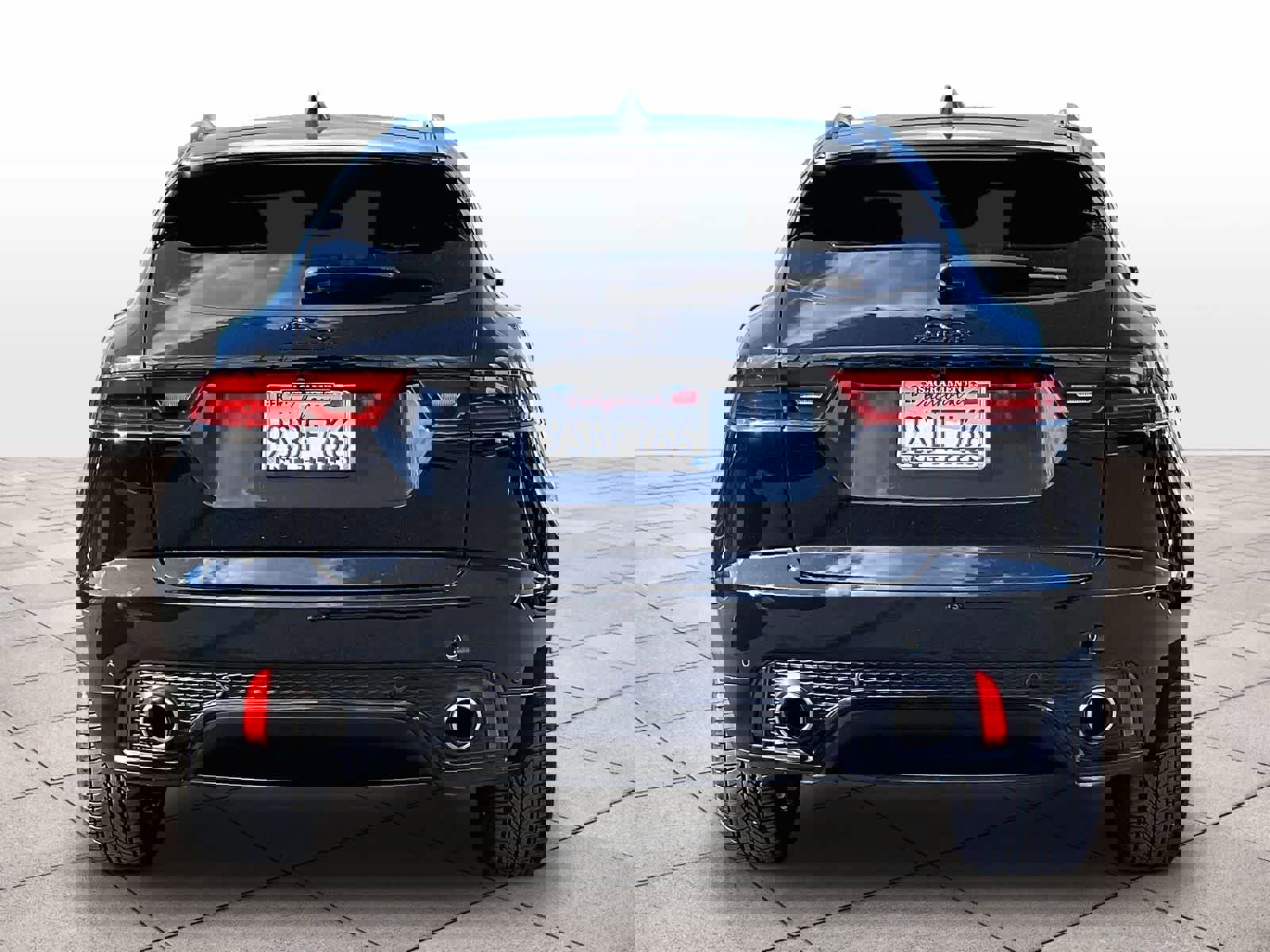 Used 2024 Jaguar E-PACE R-Dynamic SE image 6