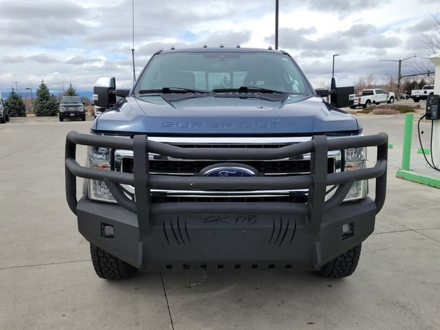 Used 2020 Ford F350 Lariat w/ Chrome Package image 5