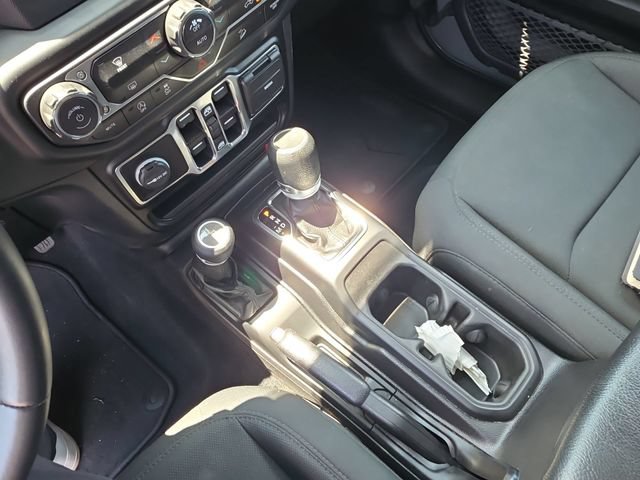 Used 2020 Jeep Wrangler Unlimited Sport AWD/4WD image 25