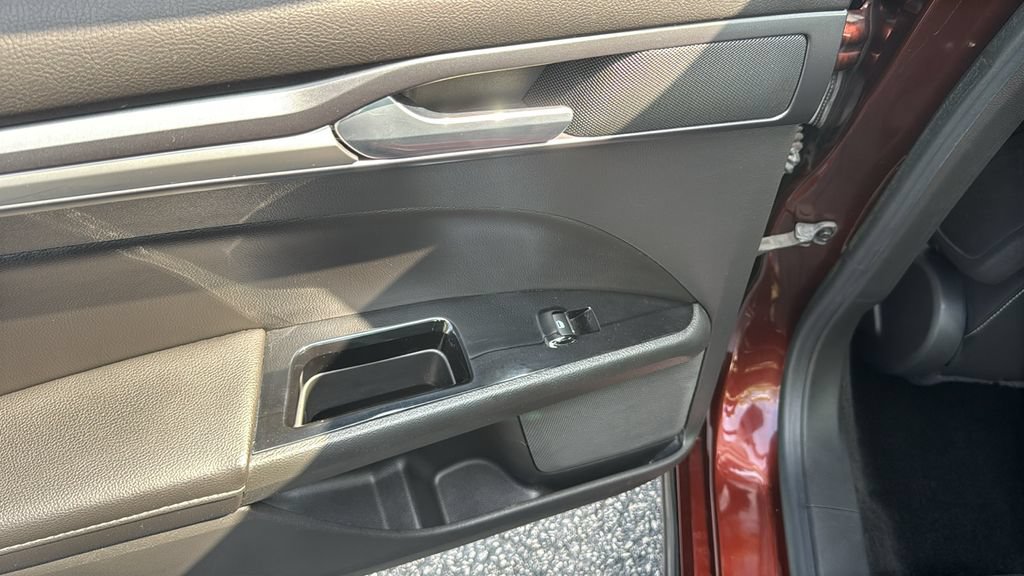 Used 2015 Ford Fusion Titanium AWD/4WD image 27
