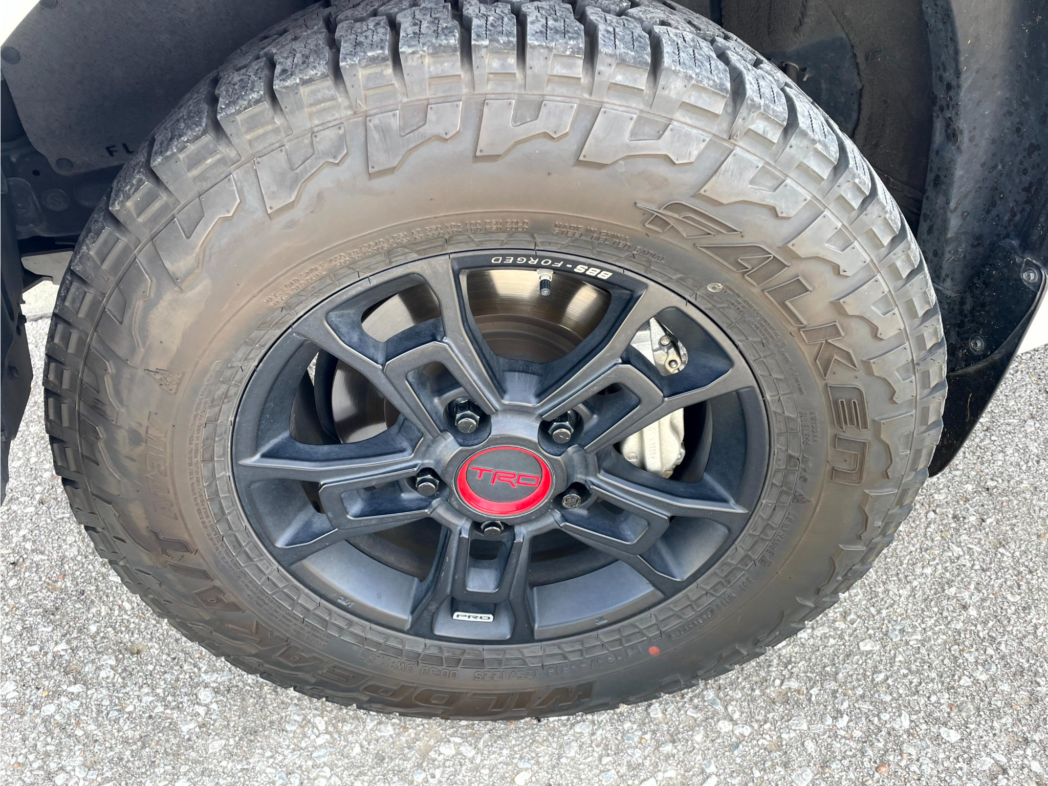 Used 2021 Toyota Sequoia TRD Pro AWD/4WD image 6