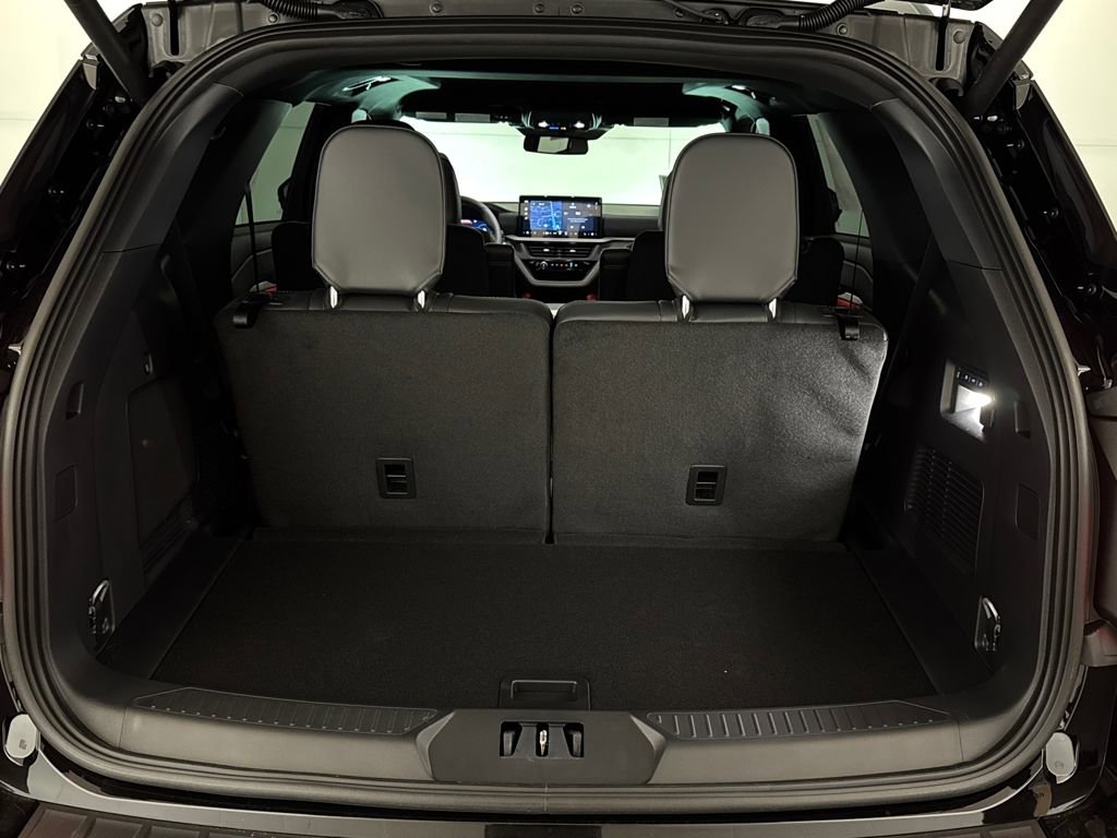 New 2026 Ford Explorer Tremor w/ Tremor Ultimate Package image 29