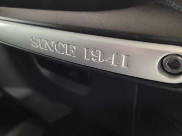 Used 2018 Jeep Wrangler Unlimited Sahara w/ Connectivity Group image 52