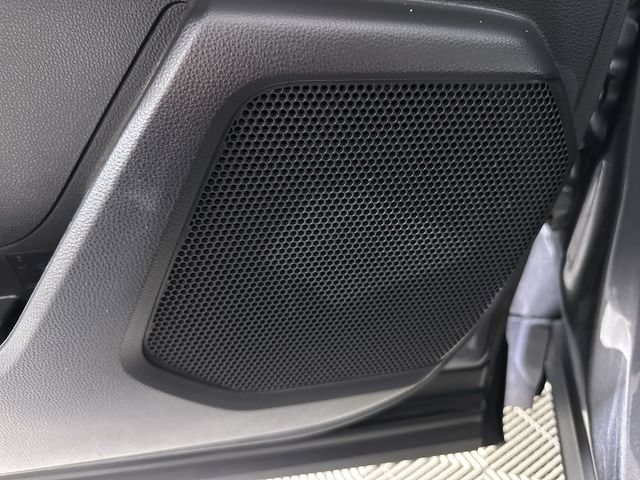 Used 2023 Toyota Highlander Platinum FWD image 25