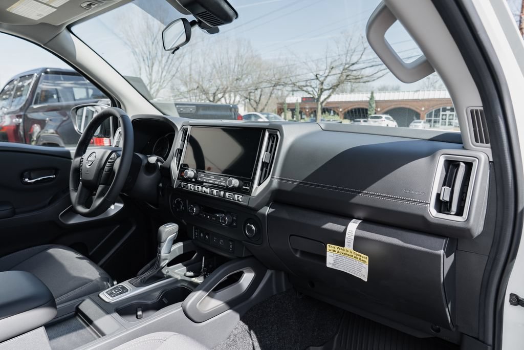 New 2026 Nissan Frontier SV w/ All-Weather Content Package AWD/4WD image 30