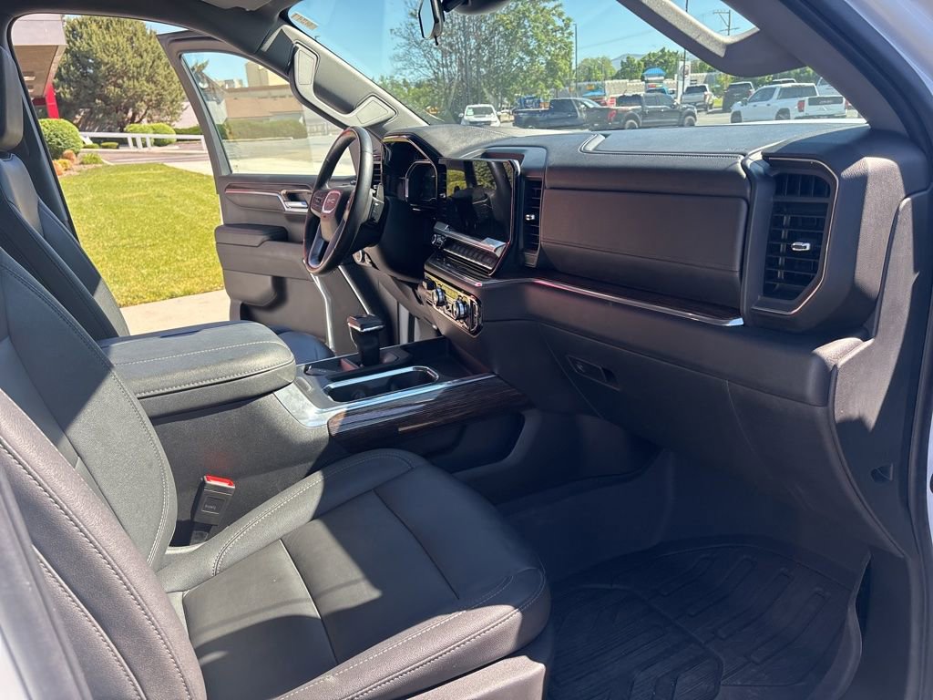 Used 2023 GMC Sierra 1500 Elevation w/ Elevation Premium Package AWD/4WD image 15