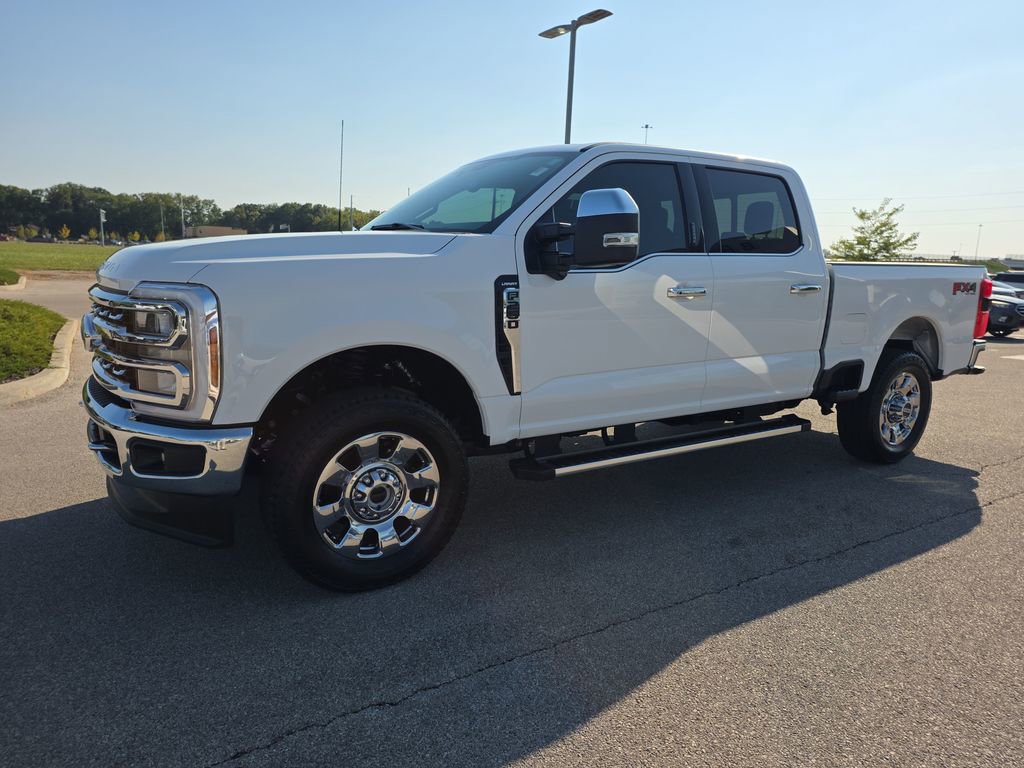 Used 2024 Ford F250 Lariat w/ Chrome Package image 3