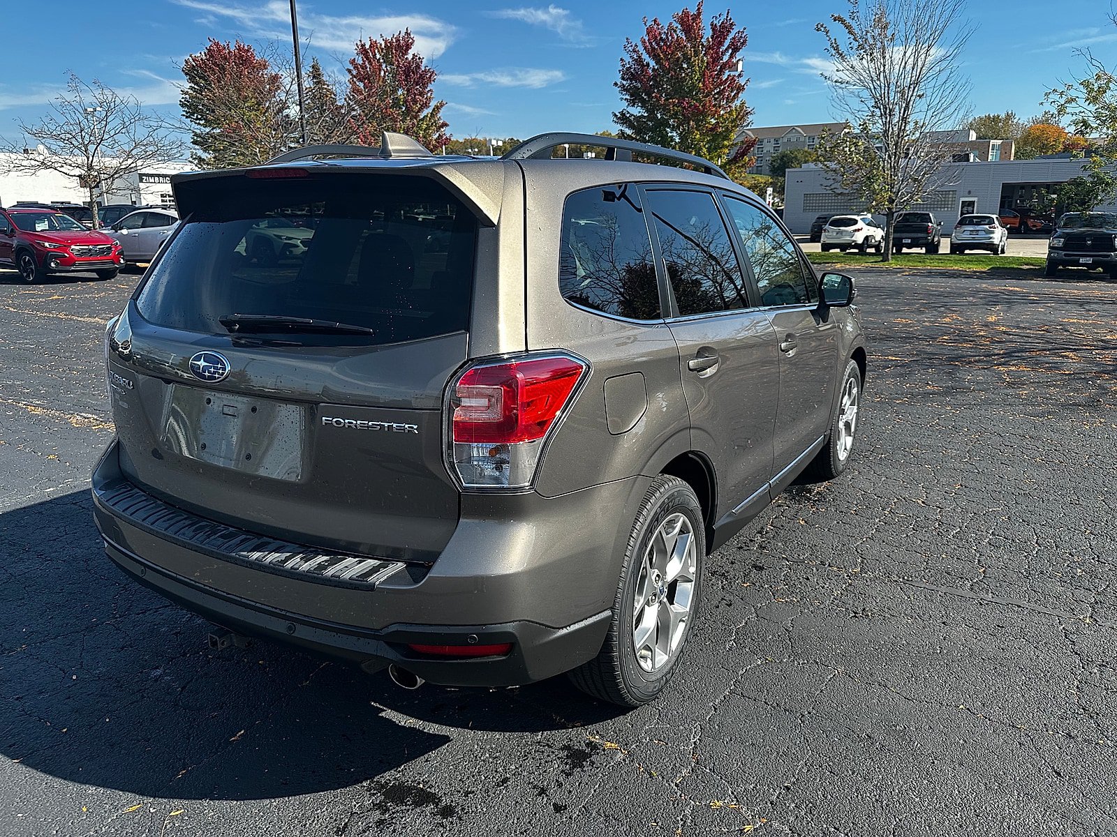 Used 2018 Subaru Forester 2.5i Touring w/ Popular Package #3B AWD/4WD image 3