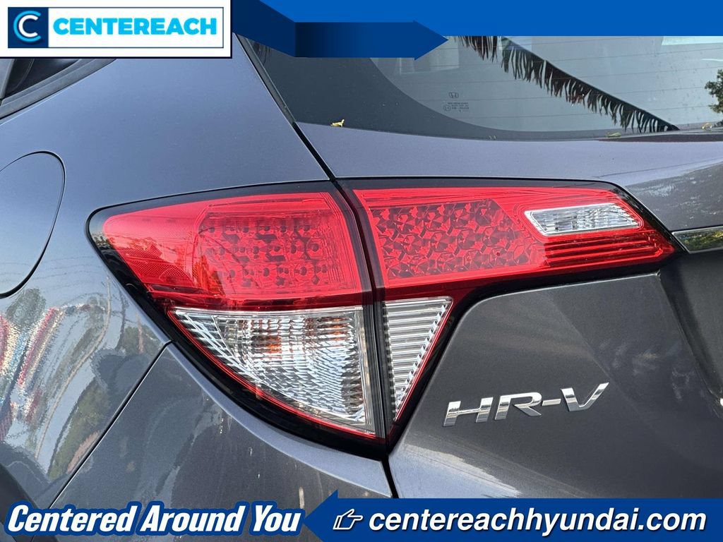 Used 2019 Honda HR-V LX image 8