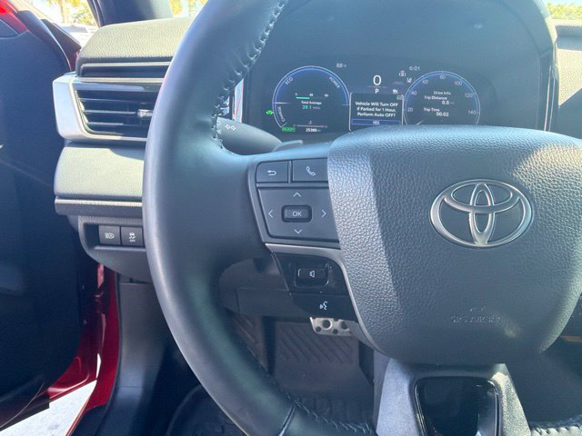 Used 2025 Toyota Camry XSE FWD image 13