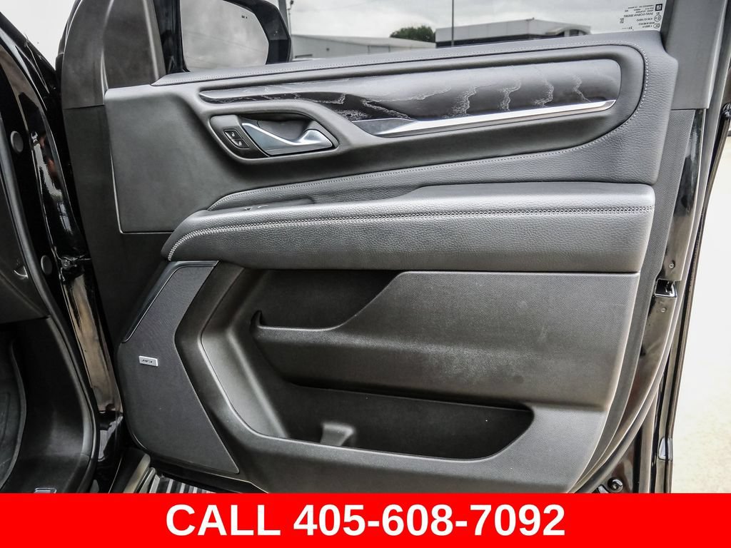 Used 2023 GMC Yukon Denali w/ LPO, Floor Liner Package AWD/4WD image 31