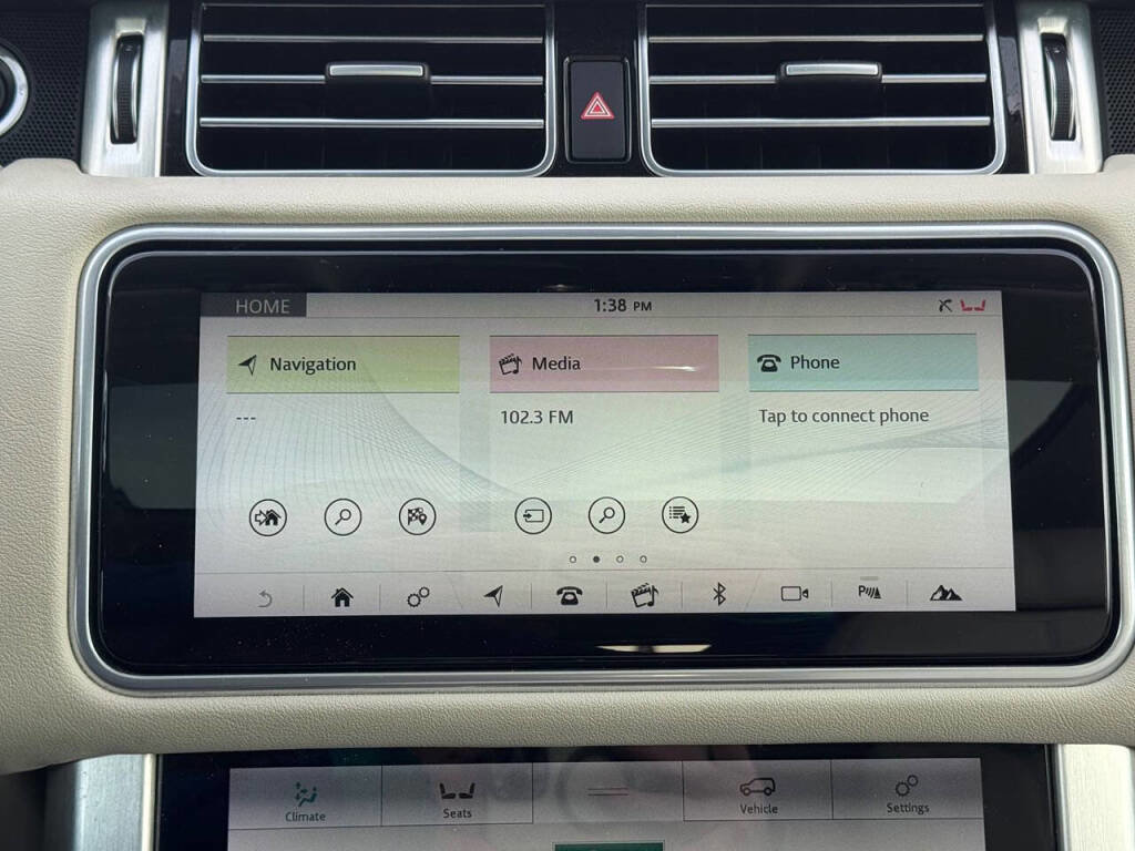 Used 2019 Land Rover Range Rover image 9