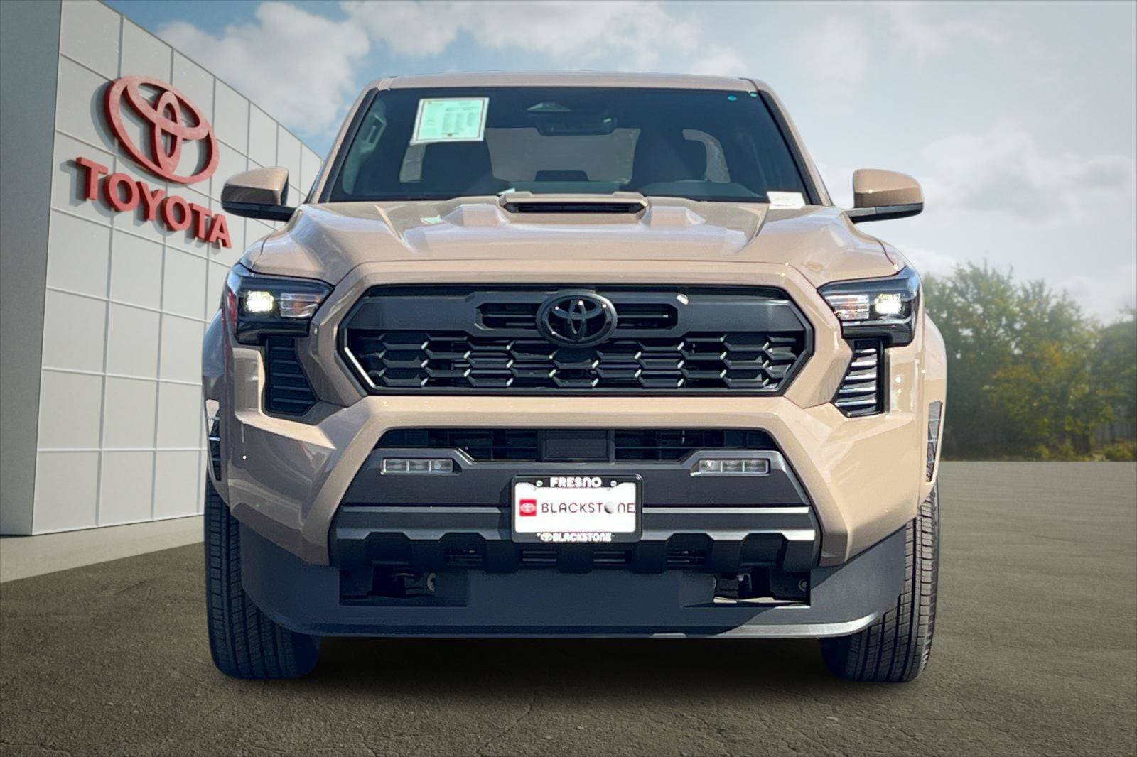 Certified 2026 Toyota Tacoma TRD Sport AWD/4WD image 8