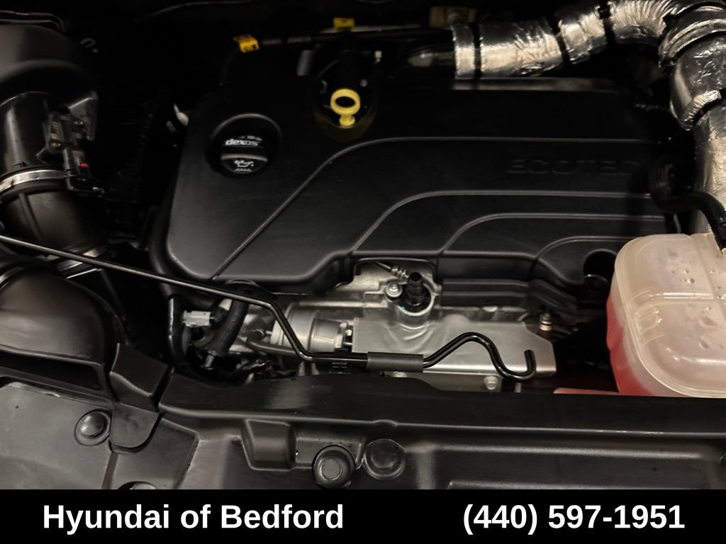 Used 2022 Buick Encore Preferred AWD/4WD image 25