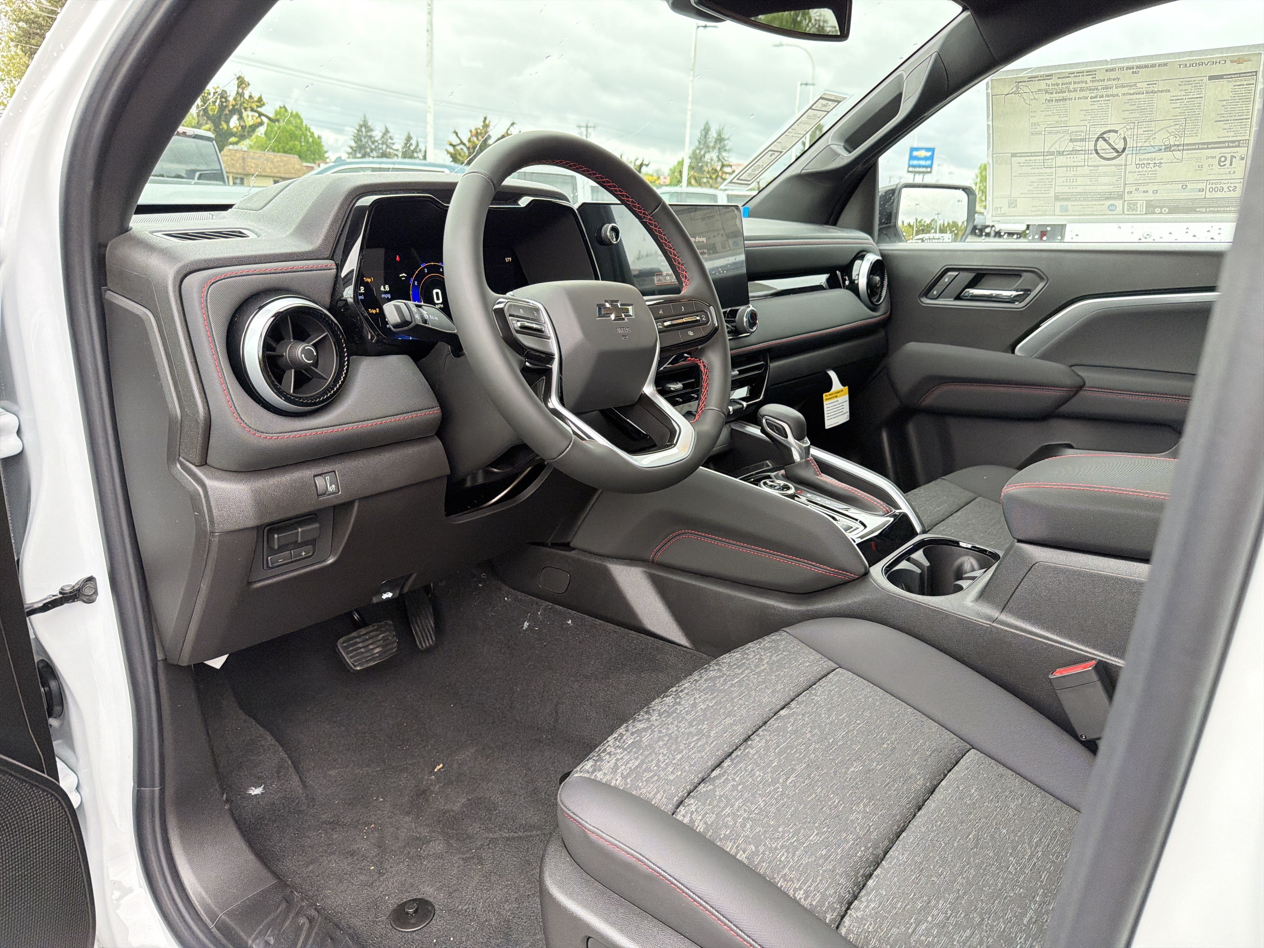 New 2026 Chevrolet Colorado Z71 w/ Technology Package AWD/4WD image 9