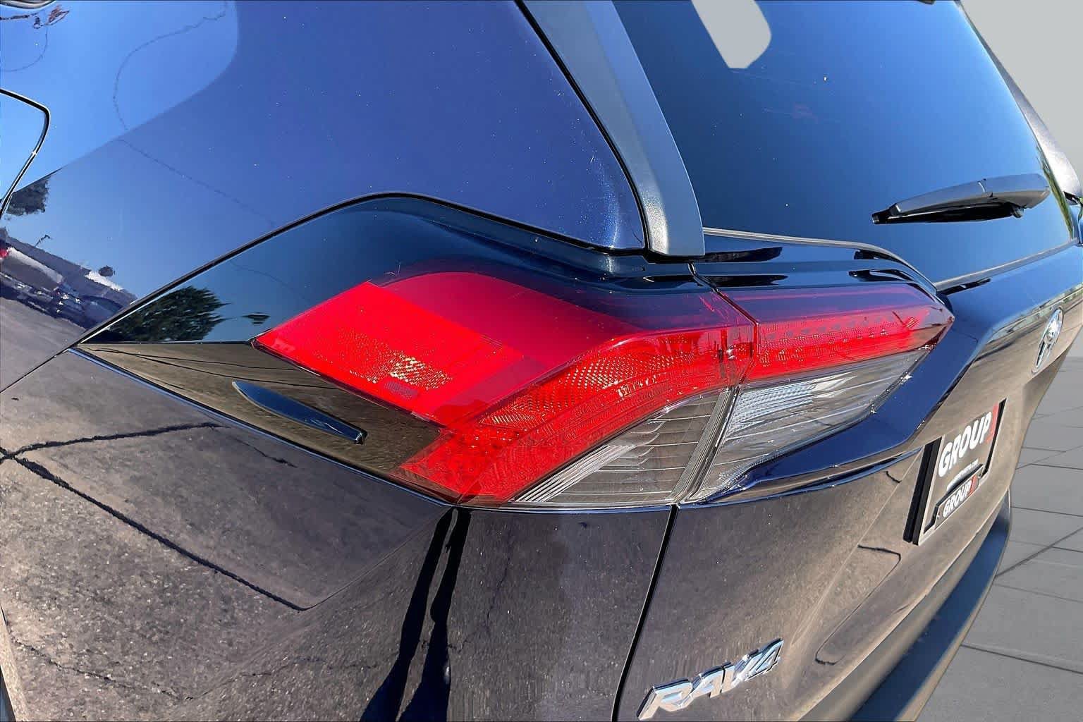 Used 2025 Toyota RAV4 XLE FWD image 24
