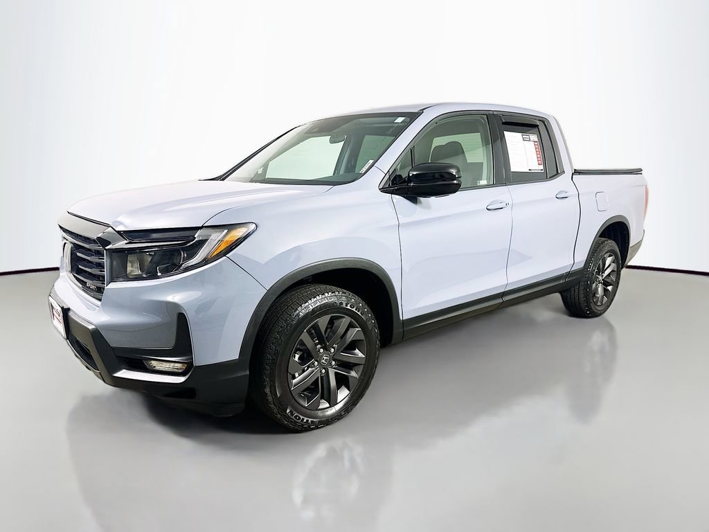 Used 2023 Honda Ridgeline Sport image 3