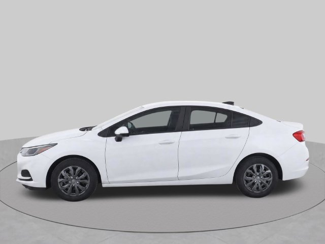 Used 2018 Chevrolet Cruze LS FWD image 7