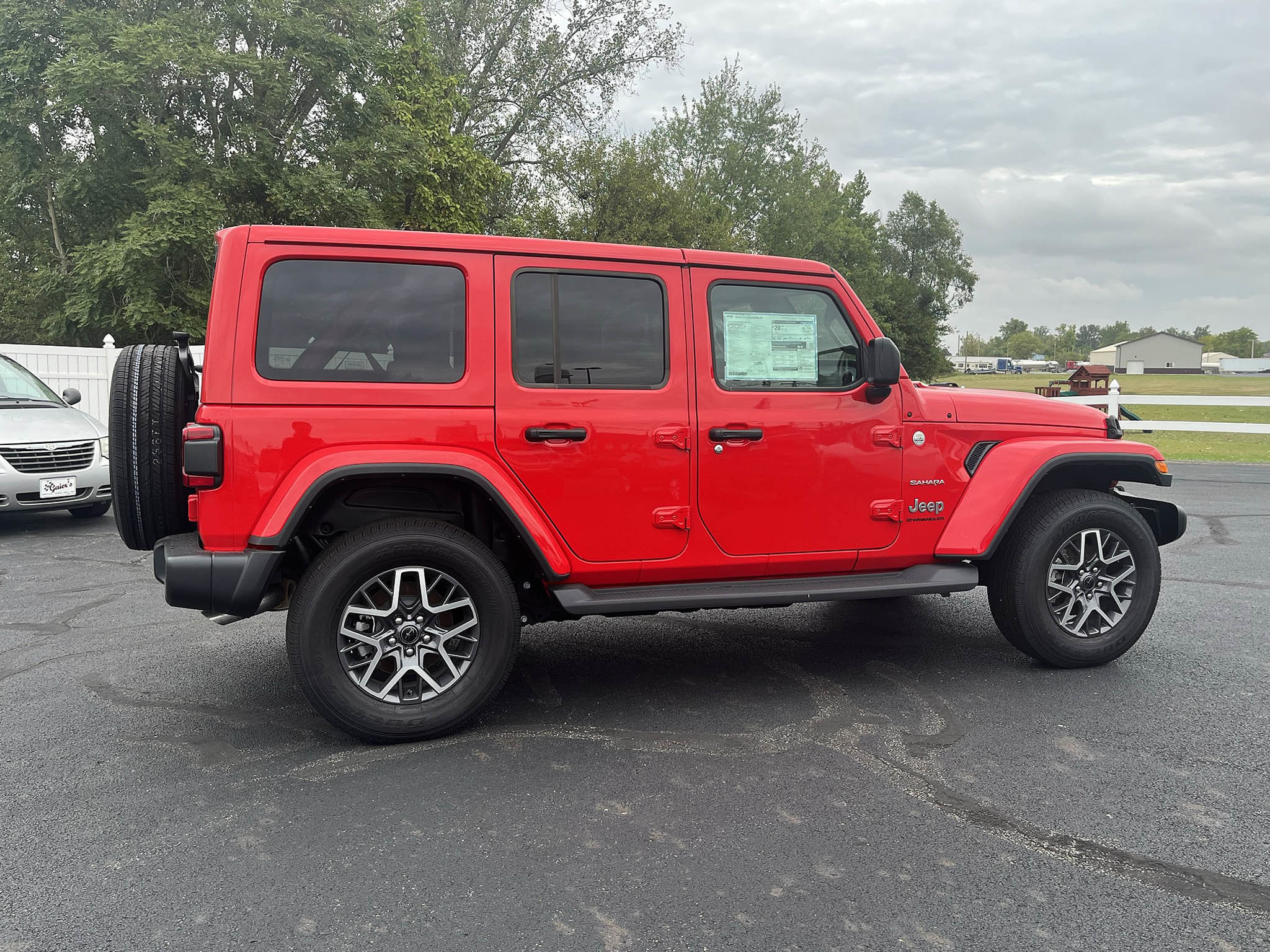 New 2024 Jeep Wrangler Unlimited Sahara image 11