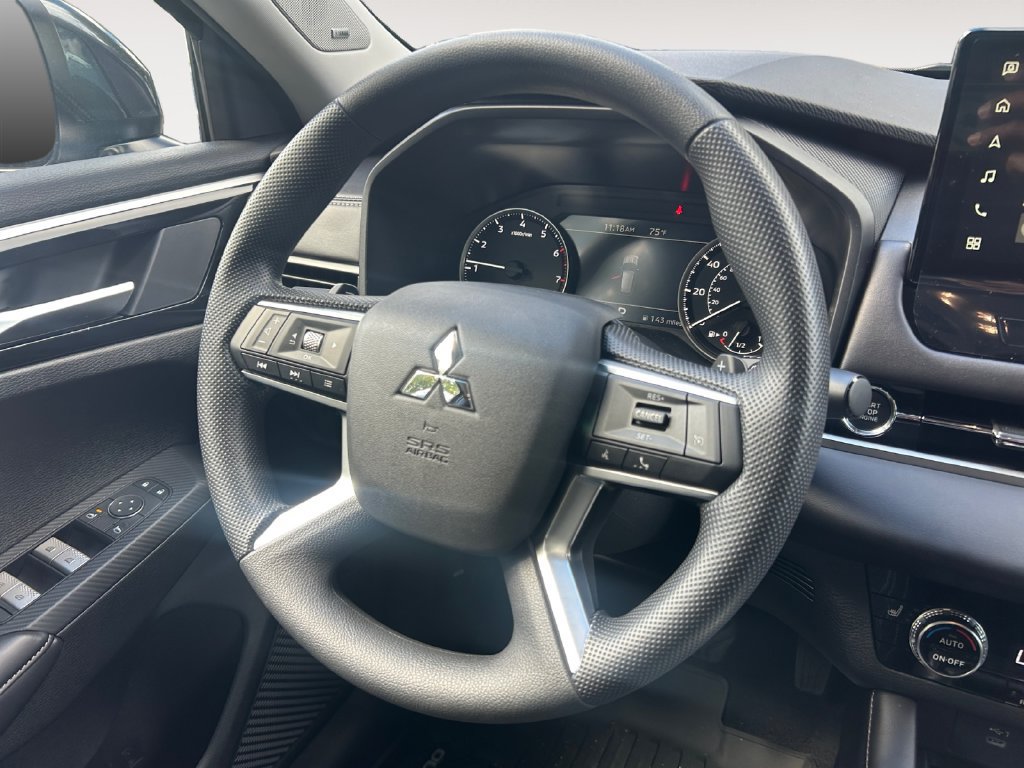 New 2026 Mitsubishi Outlander ES AWD/4WD image 12