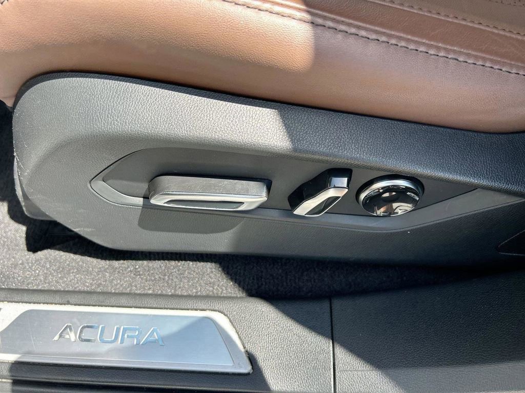 Used 2024 Acura RDX w/ Technology Package image 25