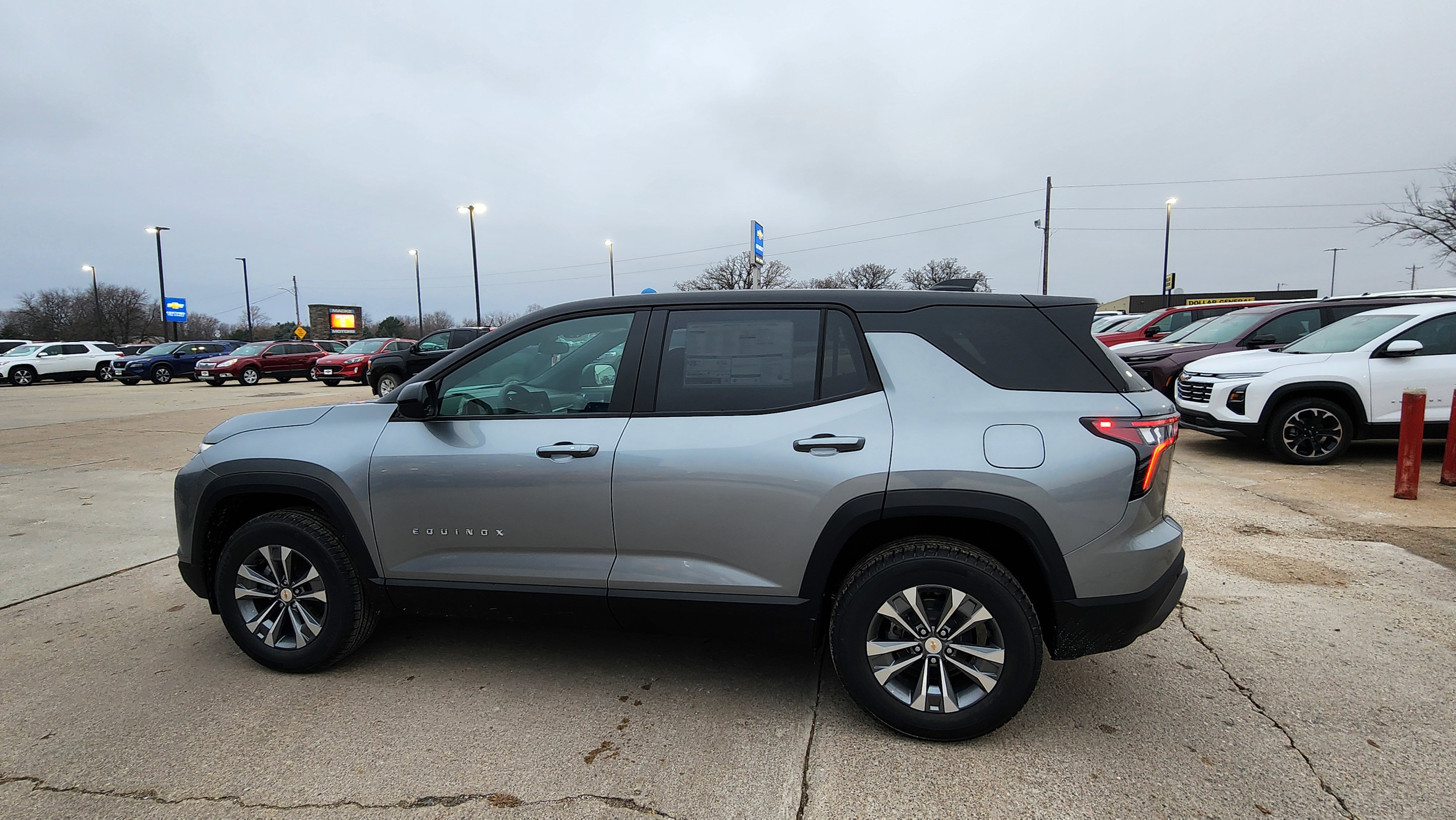 New 2026 Chevrolet Equinox LT image 6