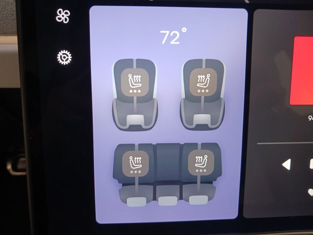 Used 2023 Fisker Ocean One image 32