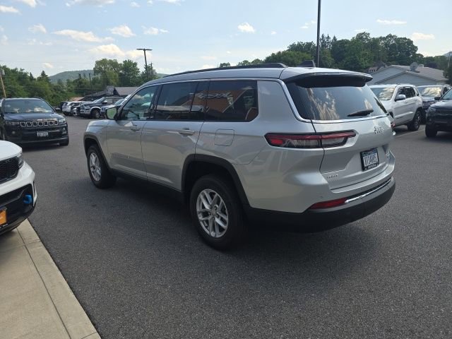 New 2025 Jeep Grand Cherokee L Laredo w/ Luxury Tech Group I image 4