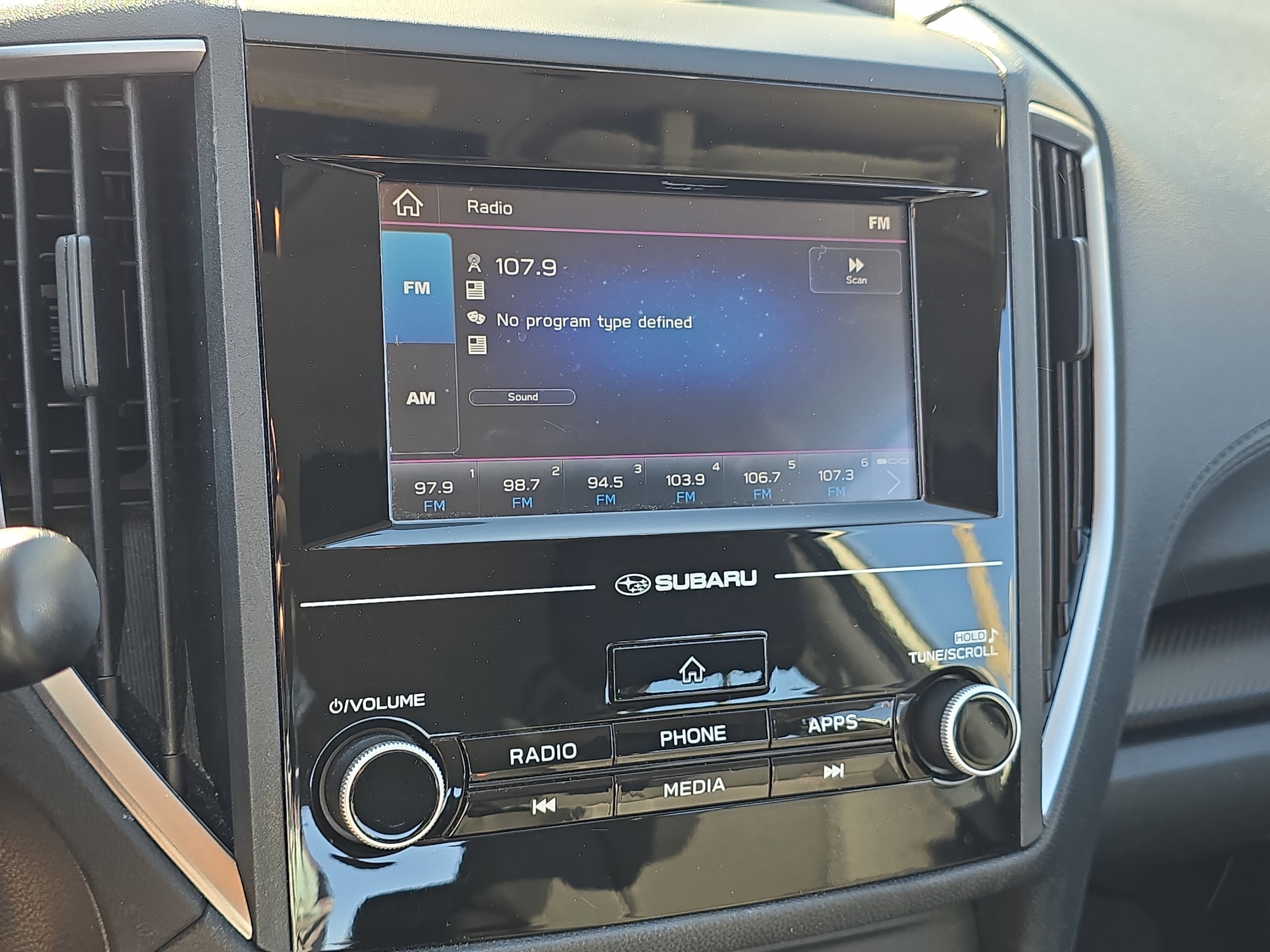 Used 2020 Subaru Impreza 2.0i image 24