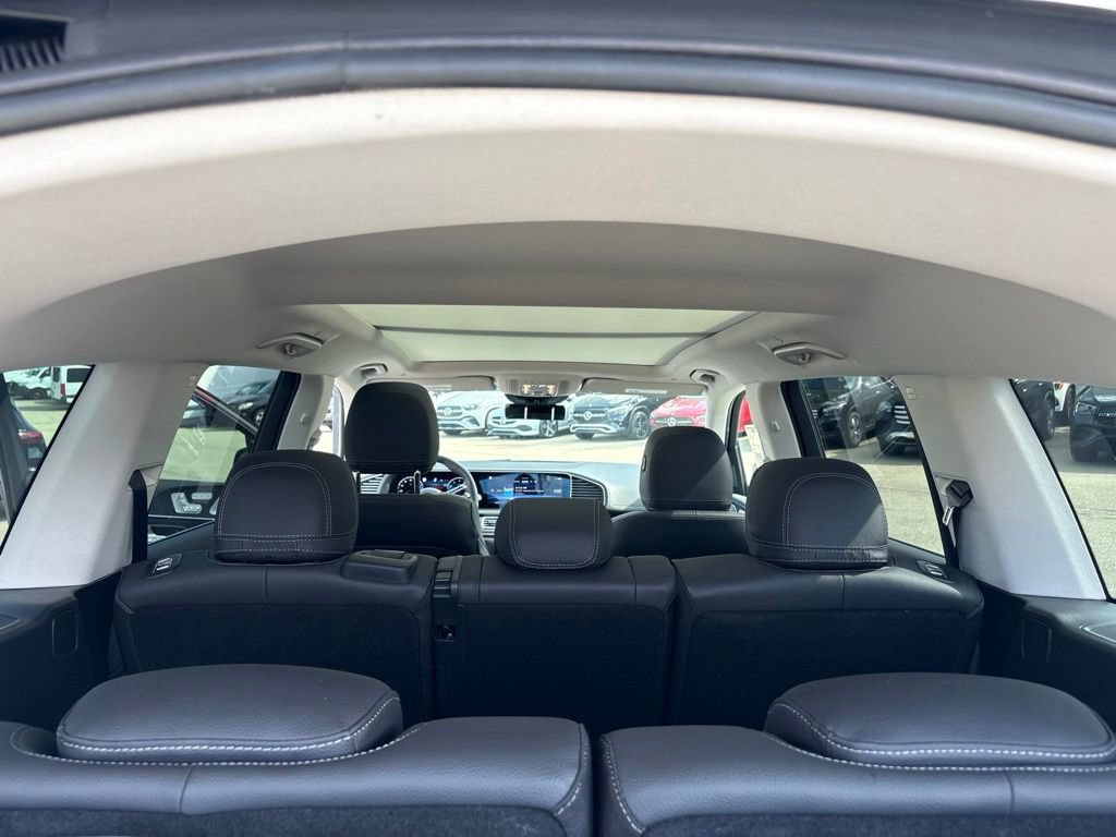New 2026 Mercedes-Benz GLS 450 4MATIC image 21