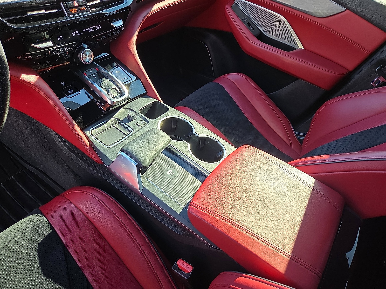 Used 2022 Acura MDX A-Spec image 25