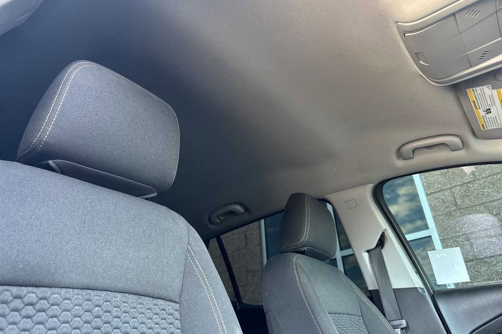 Used 2020 GMC Terrain SLE image 18