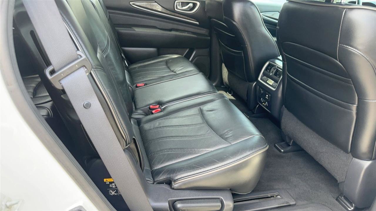 Used 2013 INFINITI JX35 AWD w/ Premium Pkg image 55