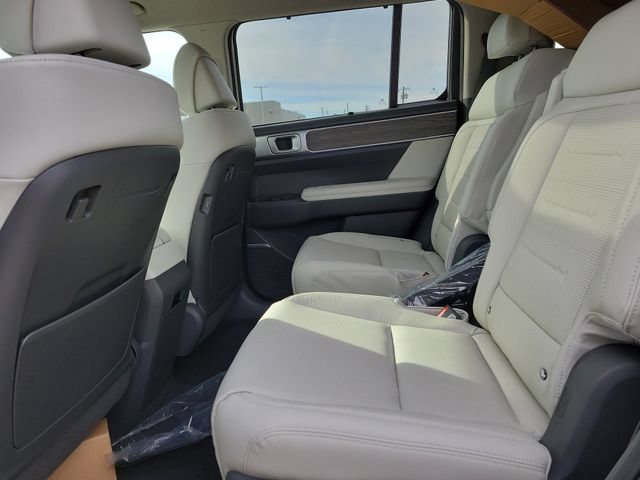 New 2026 Hyundai Santa Fe Limited AWD/4WD image 13