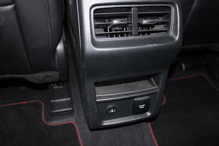 Used 2024 Ford Edge ST-Line AWD/4WD image 22