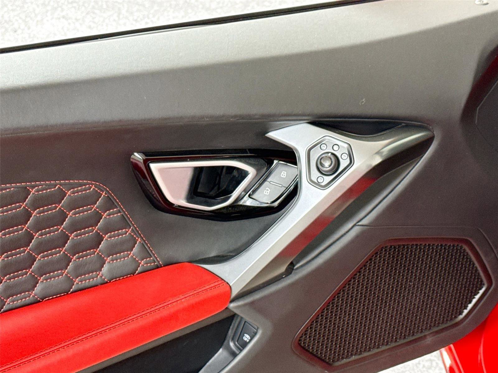 Used 2018 Lamborghini Huracan LP 580-2 image 13